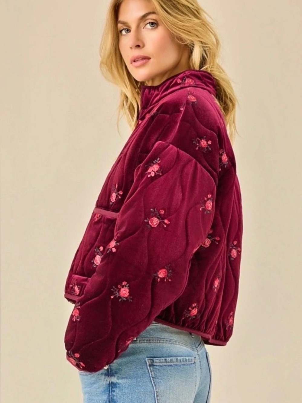 Altar’d State Velvet Floral Quilted Jacket in Burgundy Size XS NWT - Picture 4 of 7